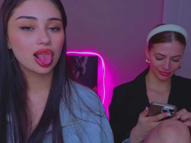 Lizattt live cam on BongaCams