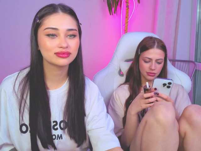 Lizattt's BongaCams show and profile