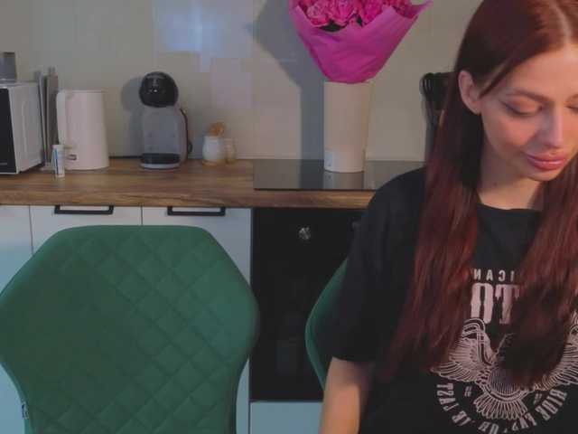 Lizattt live cam on BongaCams