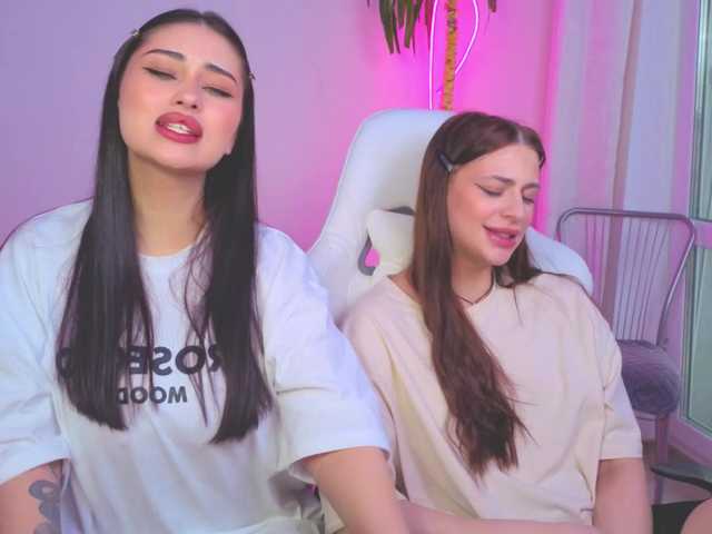 Lizattt's BongaCams show and profile