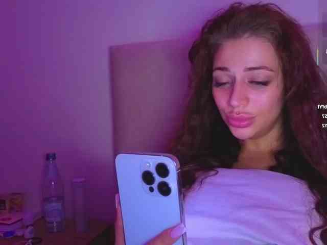 Elizabell_Rouge webcam