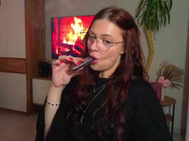 Elizabell_Rouge webcam