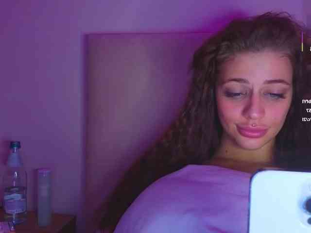 Elizabell_Rouge webcam