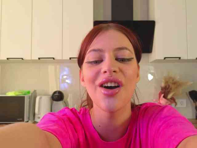Lizarttt webcam