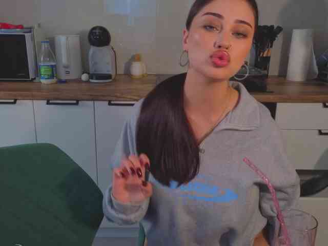 Lizarttt webcam