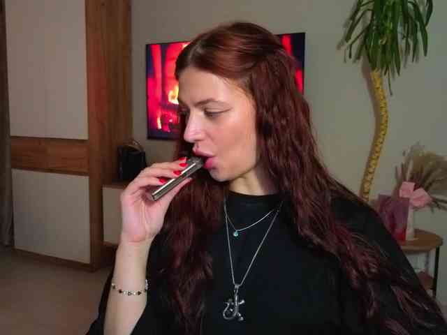 Elizabell_Rouge webcam
