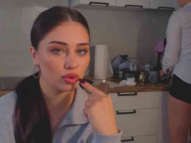 Модель: Lizarttt