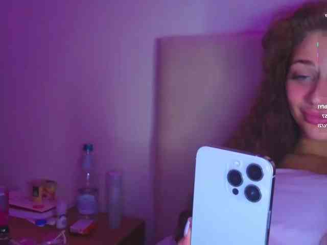 Elizabell_Rouge webcam