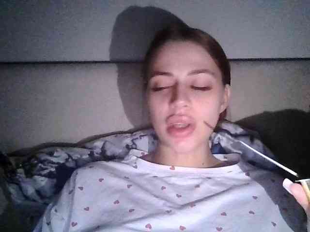Elizabell_Rouge webcam
