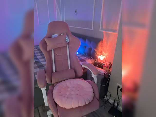 KisMyKat live webcam show