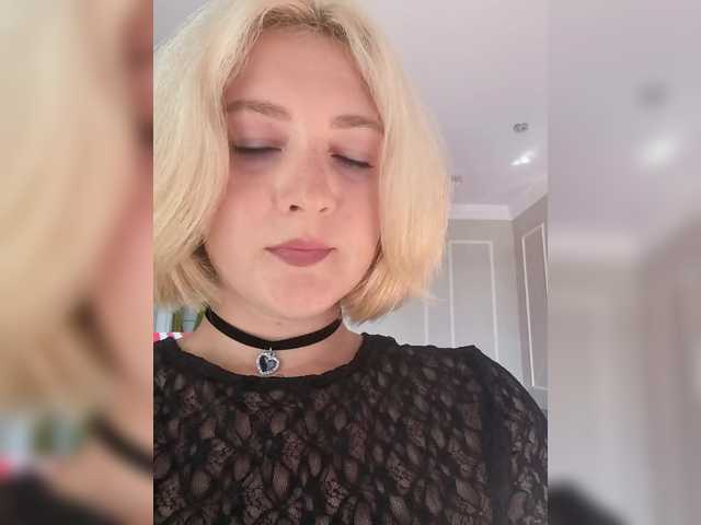 стрип с Katya-Sandra