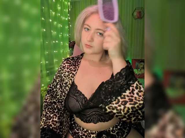 Katya-Sandra live cam on BongaCams