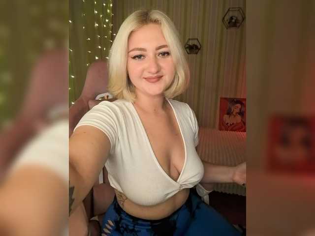 Katya-Sandra live cam on BongaCams