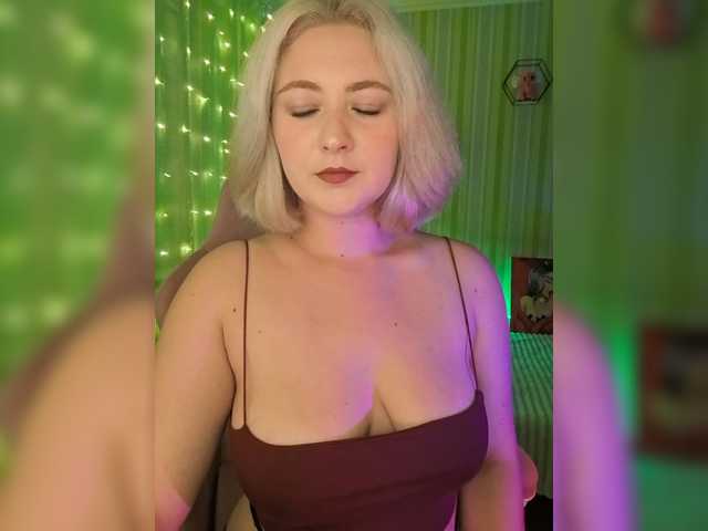 Katya-Sandra live cam on BongaCams