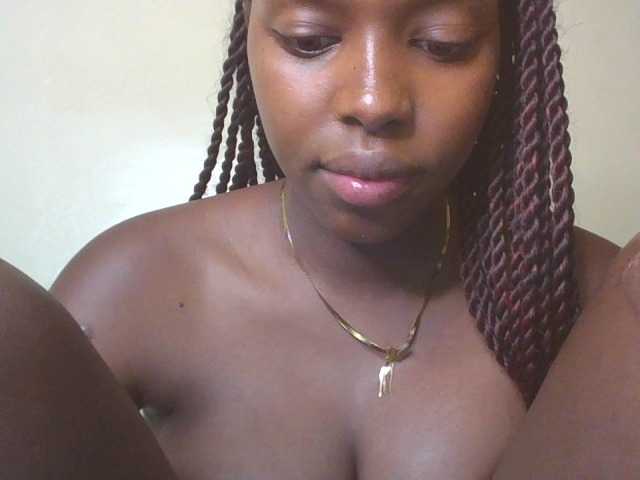 Sexykitty4's BongaCams show and profile