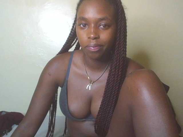 Sexykitty4's BongaCams show and profile