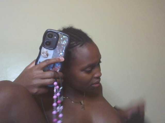 Sexykitty4's BongaCams show and profile