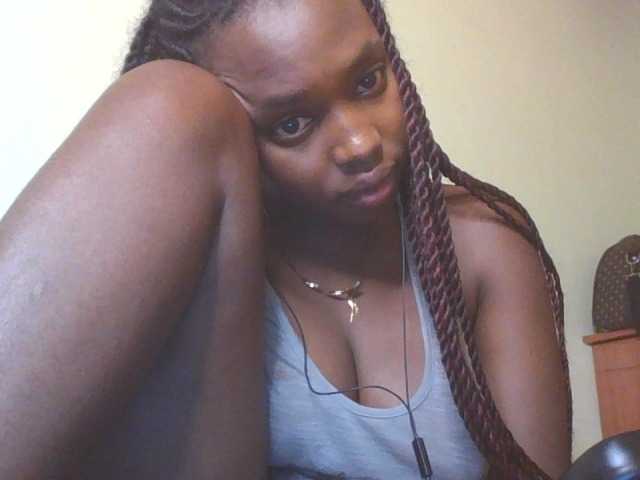 Sexykitty4's BongaCams show and profile