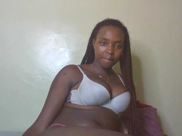 Sexykitty4's BongaCams show and profile