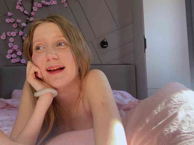 MiraJuicyJune