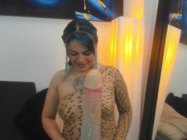 Adelaindiamond live webcam show