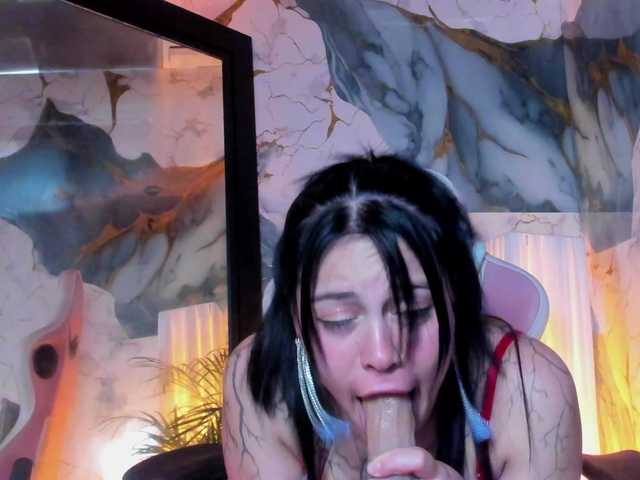 Adelaindiamond live cam preview