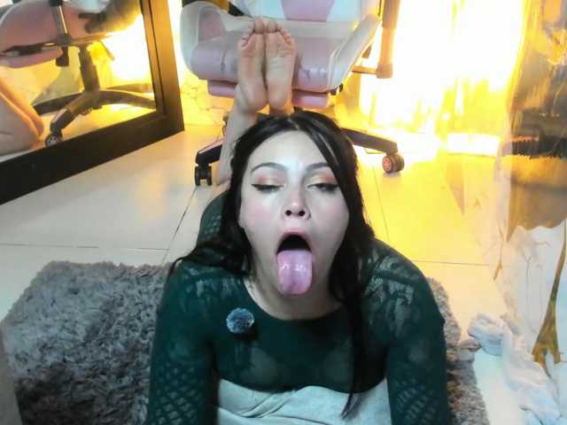 Adelaindiamond live cam on BongaCams