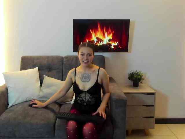 Adelaindiamond webcam