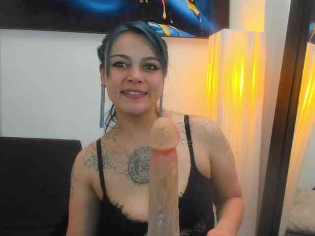 Adelaindiamond webcam