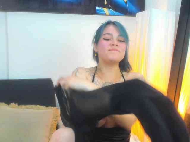 Adelaindiamond webcam