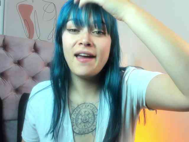 Adelaindiamond webcam
