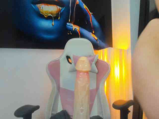 Adelaindiamond webcam