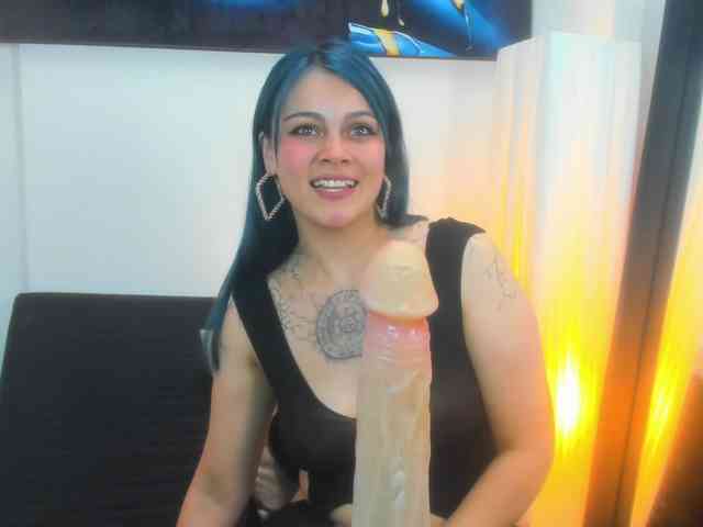Adelaindiamond webcam