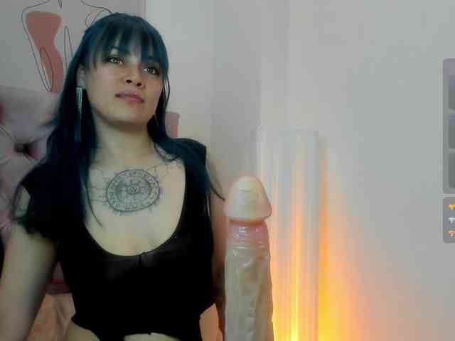 Adelaindiamond webcam