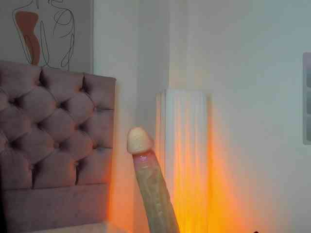 Adelaindiamond webcam