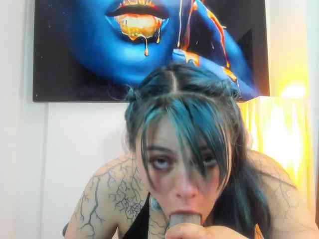 Adelaindiamond webcam