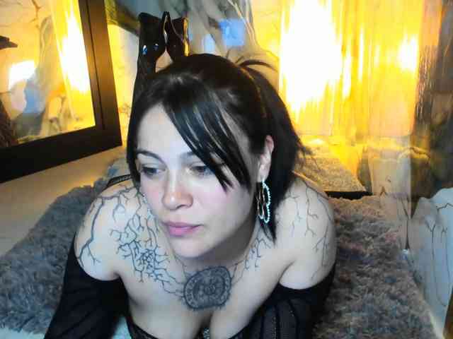 Adelaindiamond webcam
