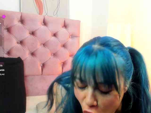 Adelaindiamond webcam