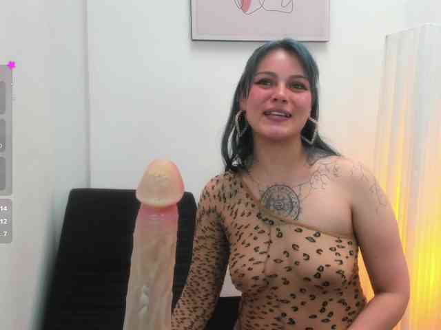 Adelaindiamond webcam