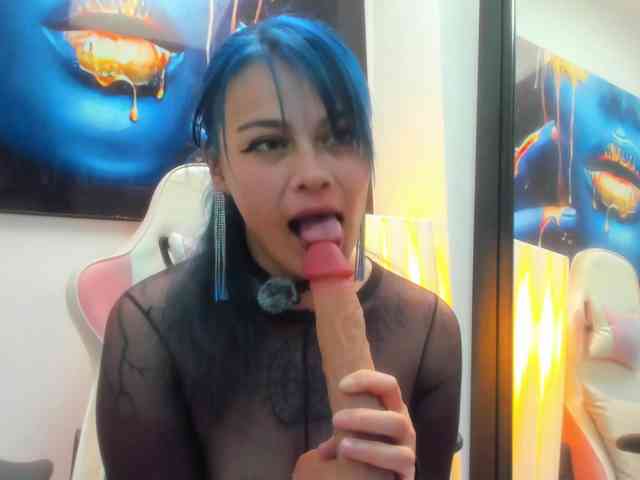 Adelaindiamond webcam