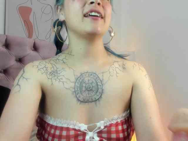 Adelaindiamond webcam