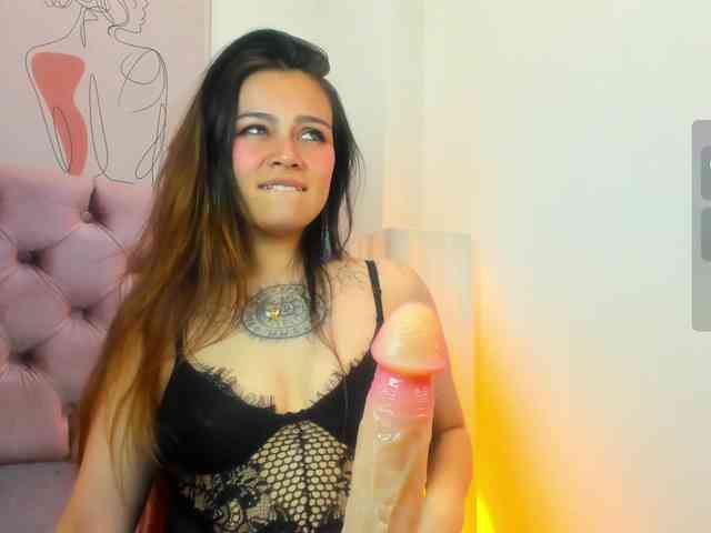Adelaindiamond webcam