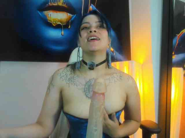 Adelaindiamond webcam