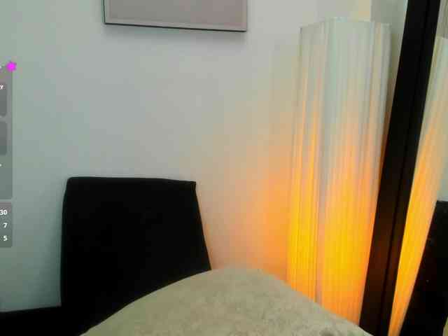 Adelaindiamond webcam