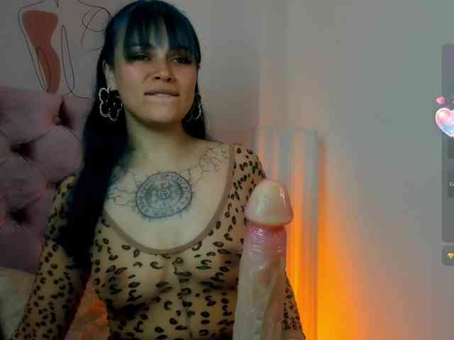 Adelaindiamond webcam