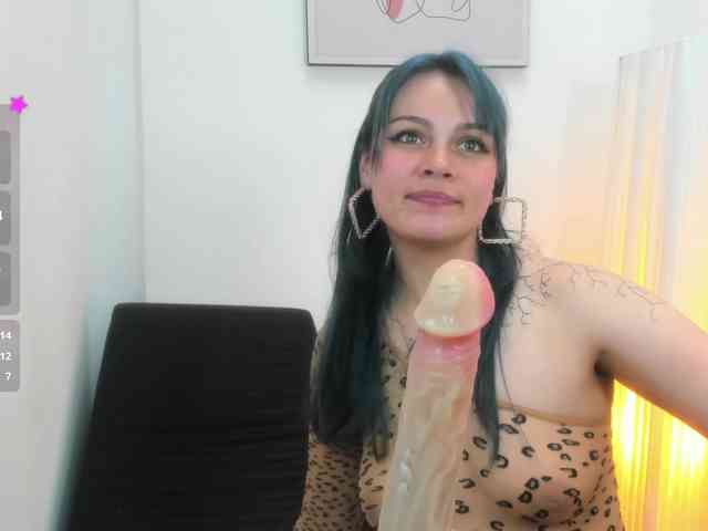 Adelaindiamond webcam