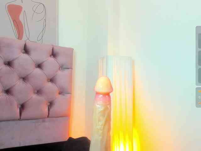 Adelaindiamond webcam