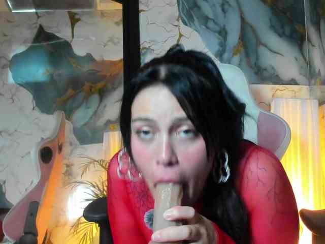 Adelaindiamond webcam
