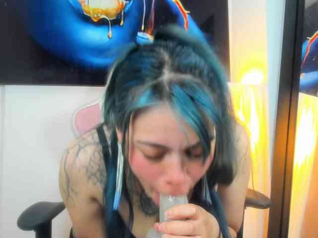 Adelaindiamond webcam