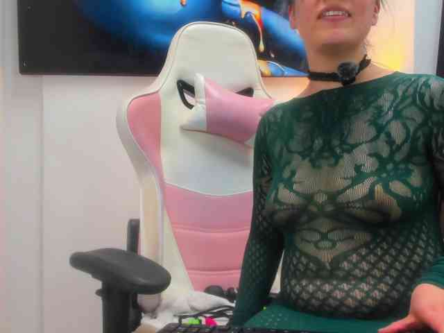 Adelaindiamond webcam